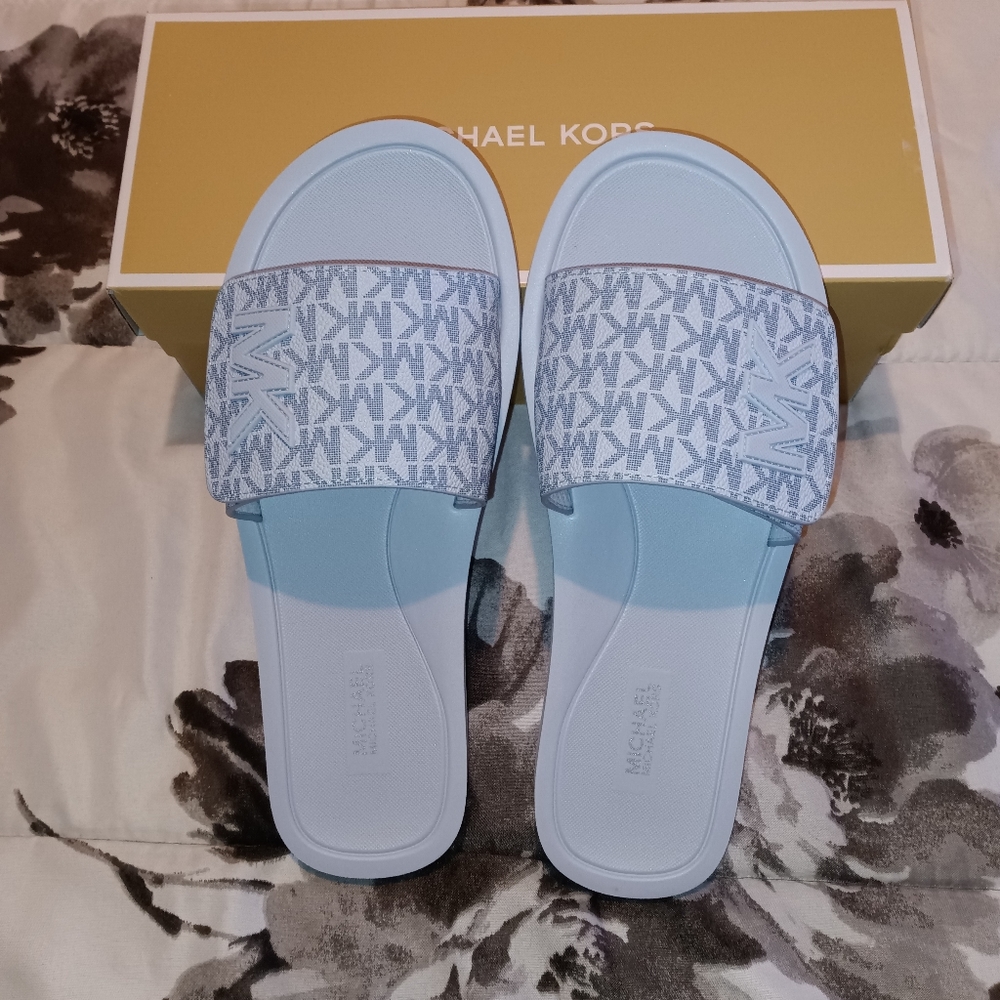 Michael Kors MK Slides Sandals - Picture 5 of 10